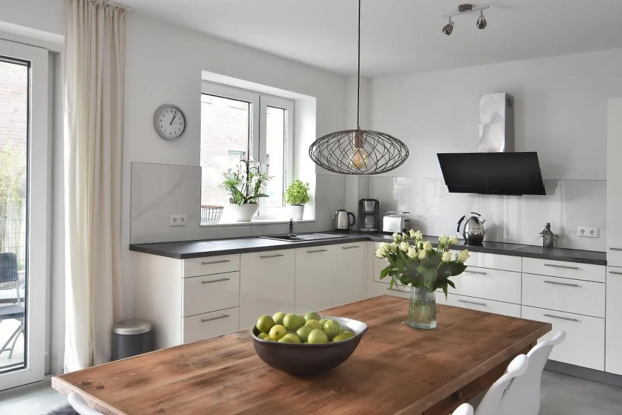 familienfreundliche Neubauwohnung mit Terrasse 0*, Hamburg Deutschland